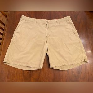 Columbia Khaki Flat Front Shorts size 38 inseam 8”